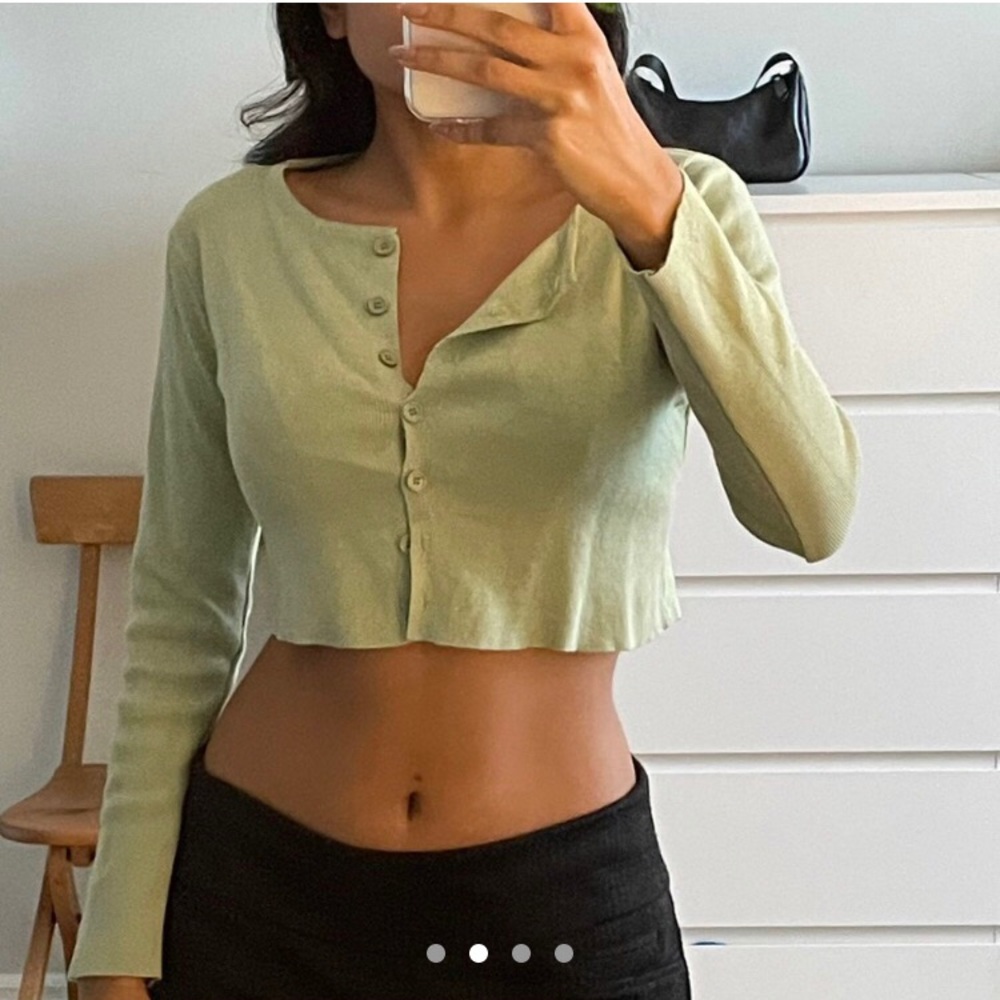 Green cropped cardigan